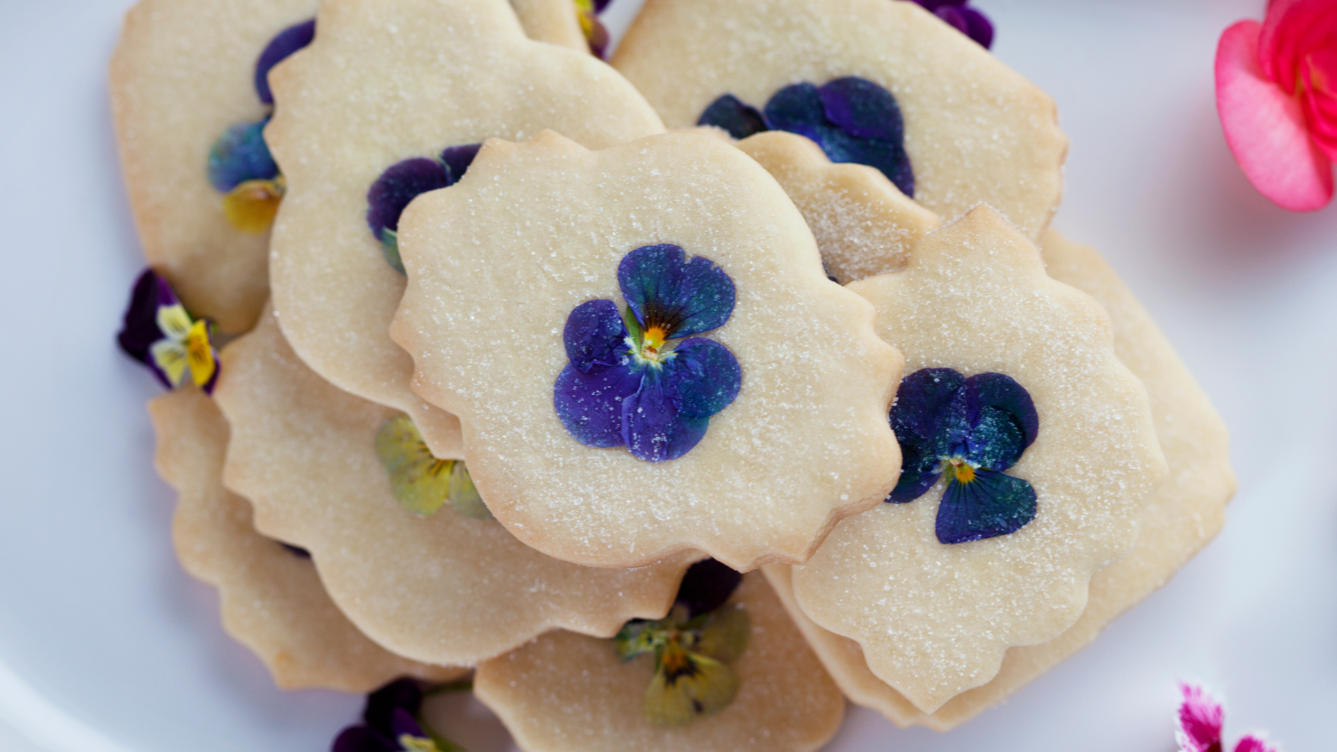Shortbread with flowers