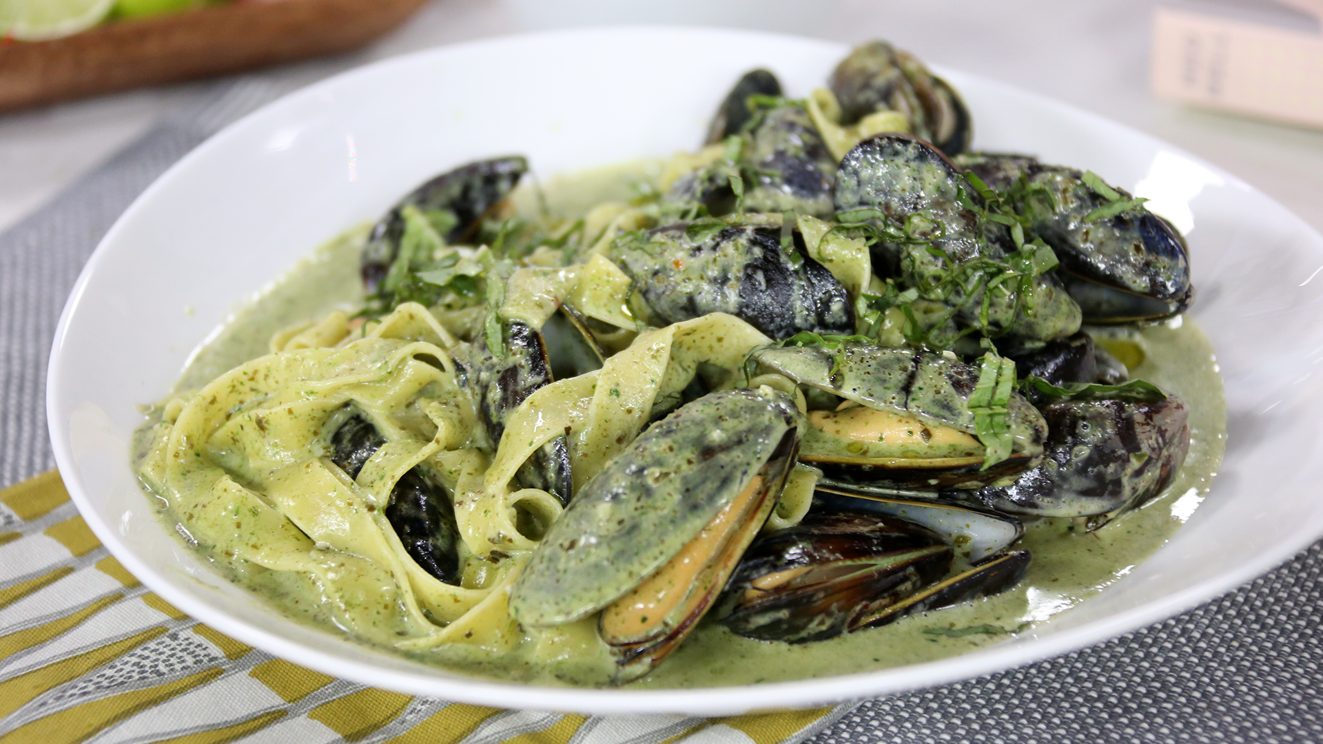 Mussels and kelp pappardelle