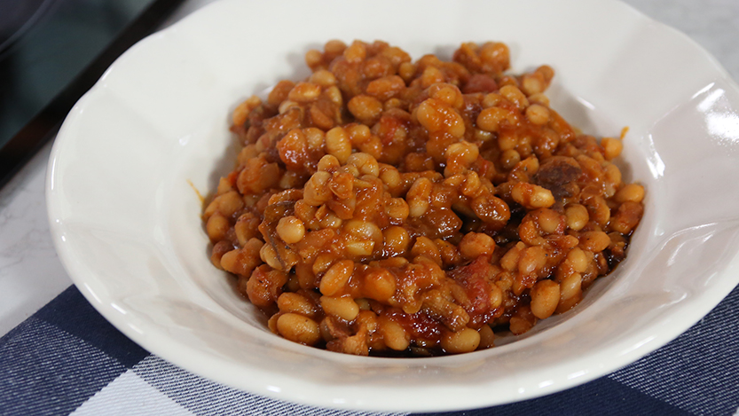 Old fashioned baked beans